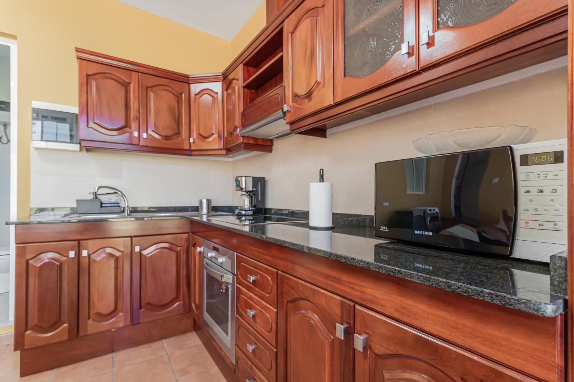 Sardina Vista Retreat Apartment