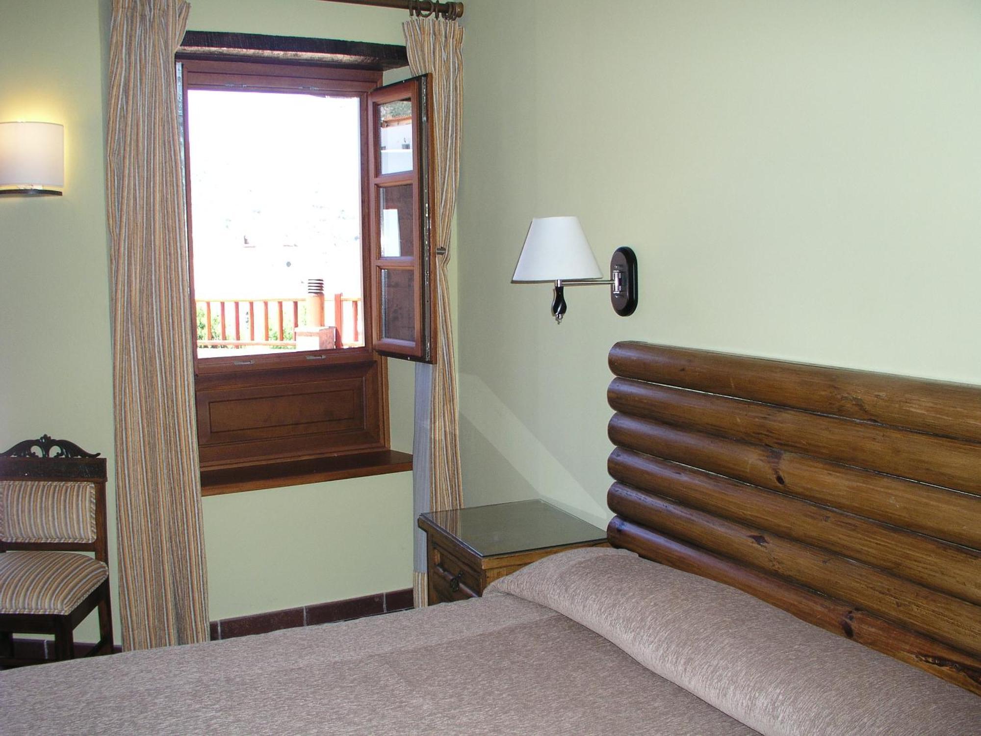 Hotel Fonda De La Tea 3*
