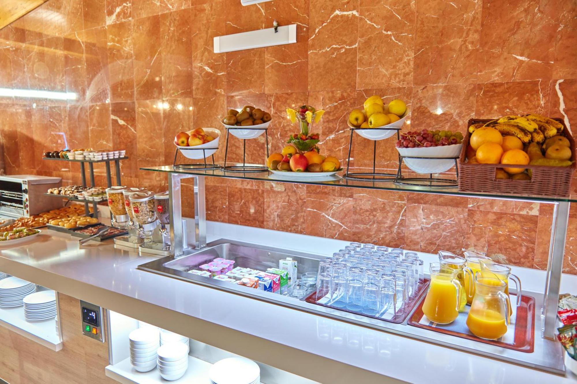 Hotel Chatur Palmera Mar