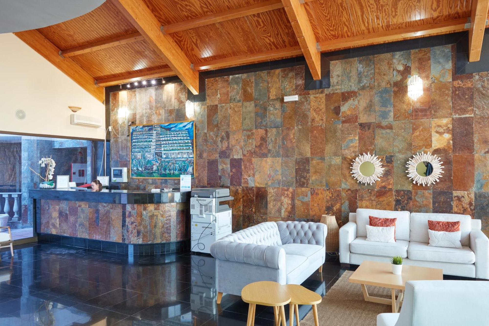 Chatur Palmera Mar Hotel