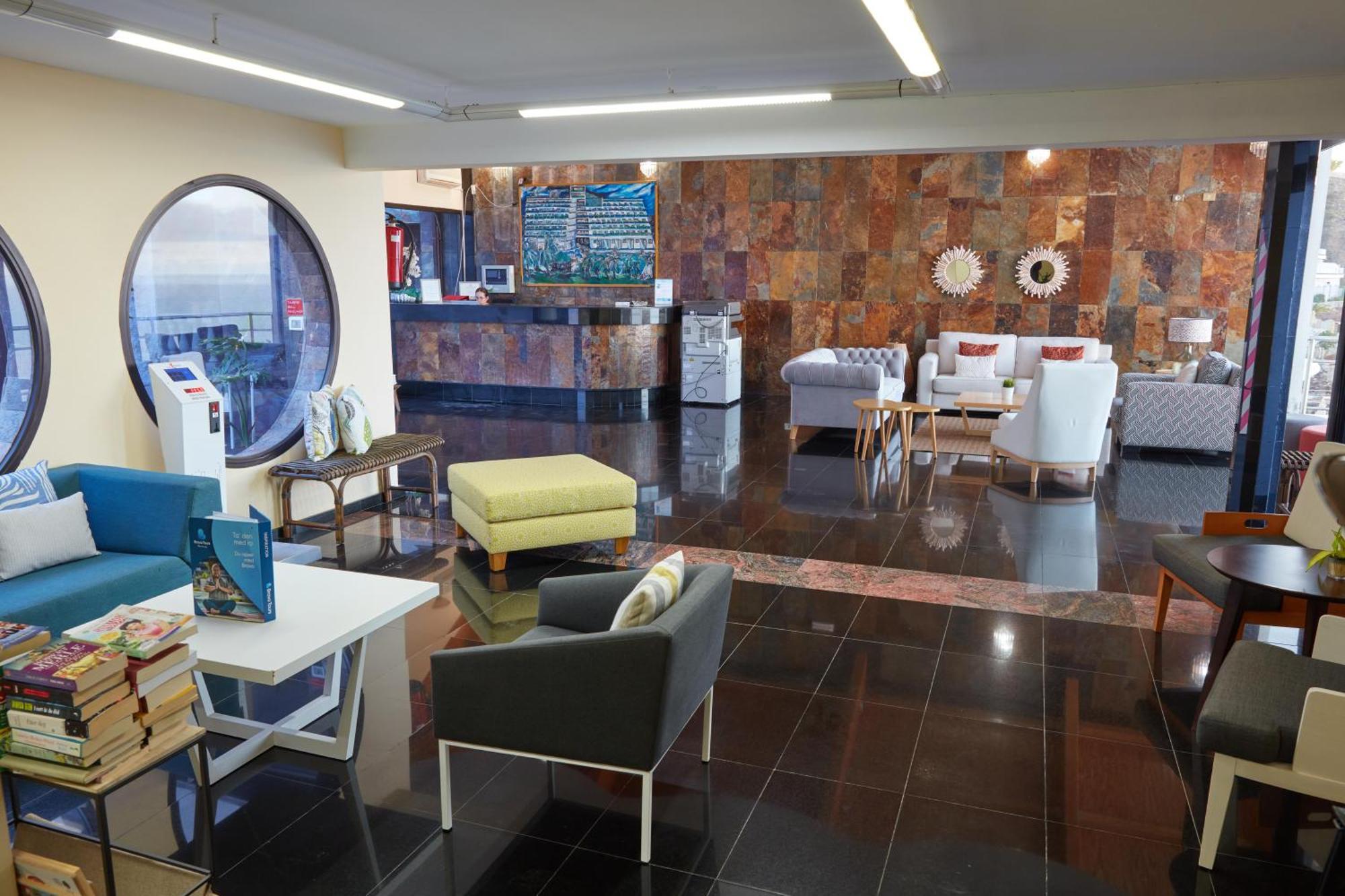 Hotel Chatur Palmera Mar 3*