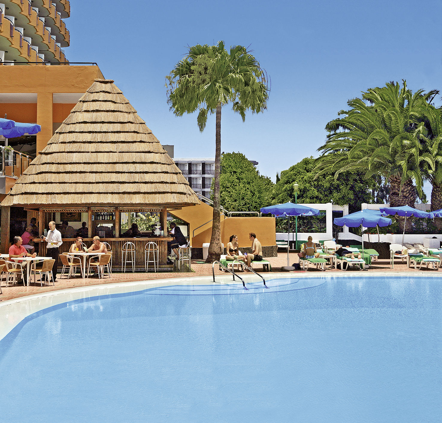 Lucana Hotel