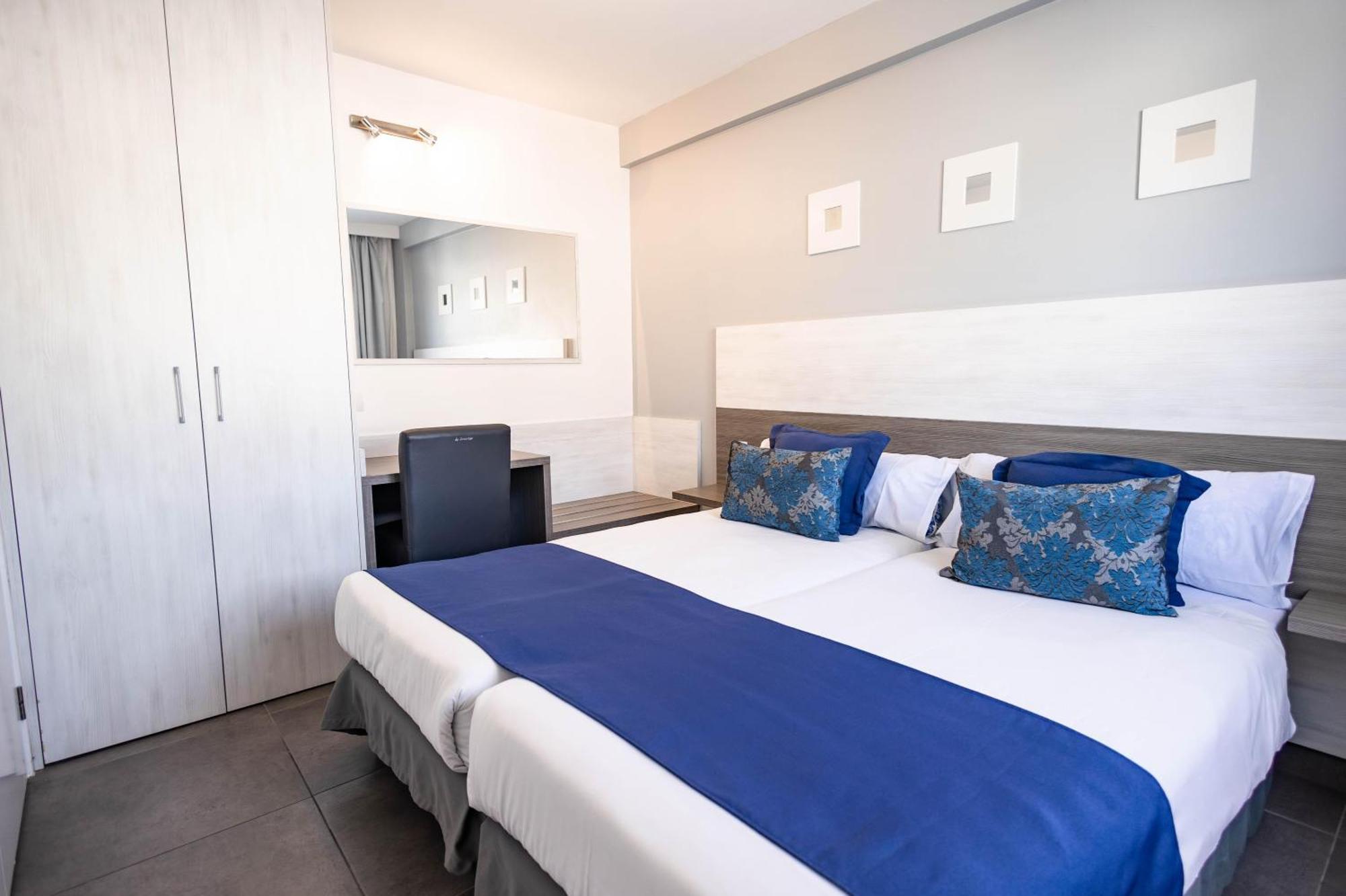 Servatur Castillo De Sol Aparthotel