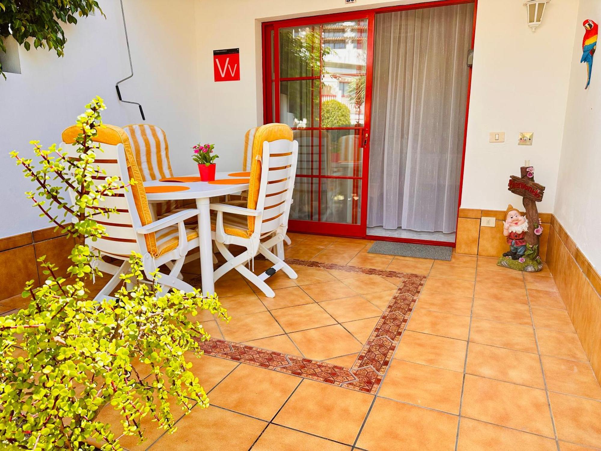 - Beachside Retreat * Playa Del Cura (Gran Canaria)
