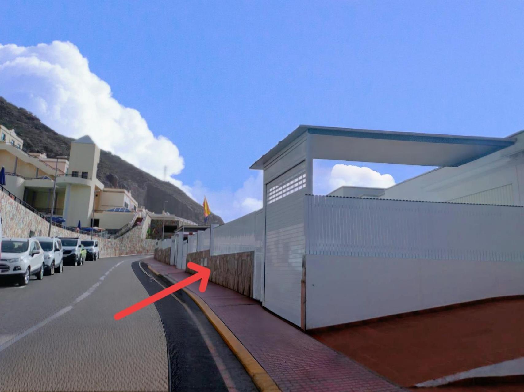 Big Puerto Rico Streetfront With Private Saltwater Jacuzzi Pool, Bbq, Kitchen & 3 Terraces Near Shopping Center Puerto Rico (Gran Canaria)