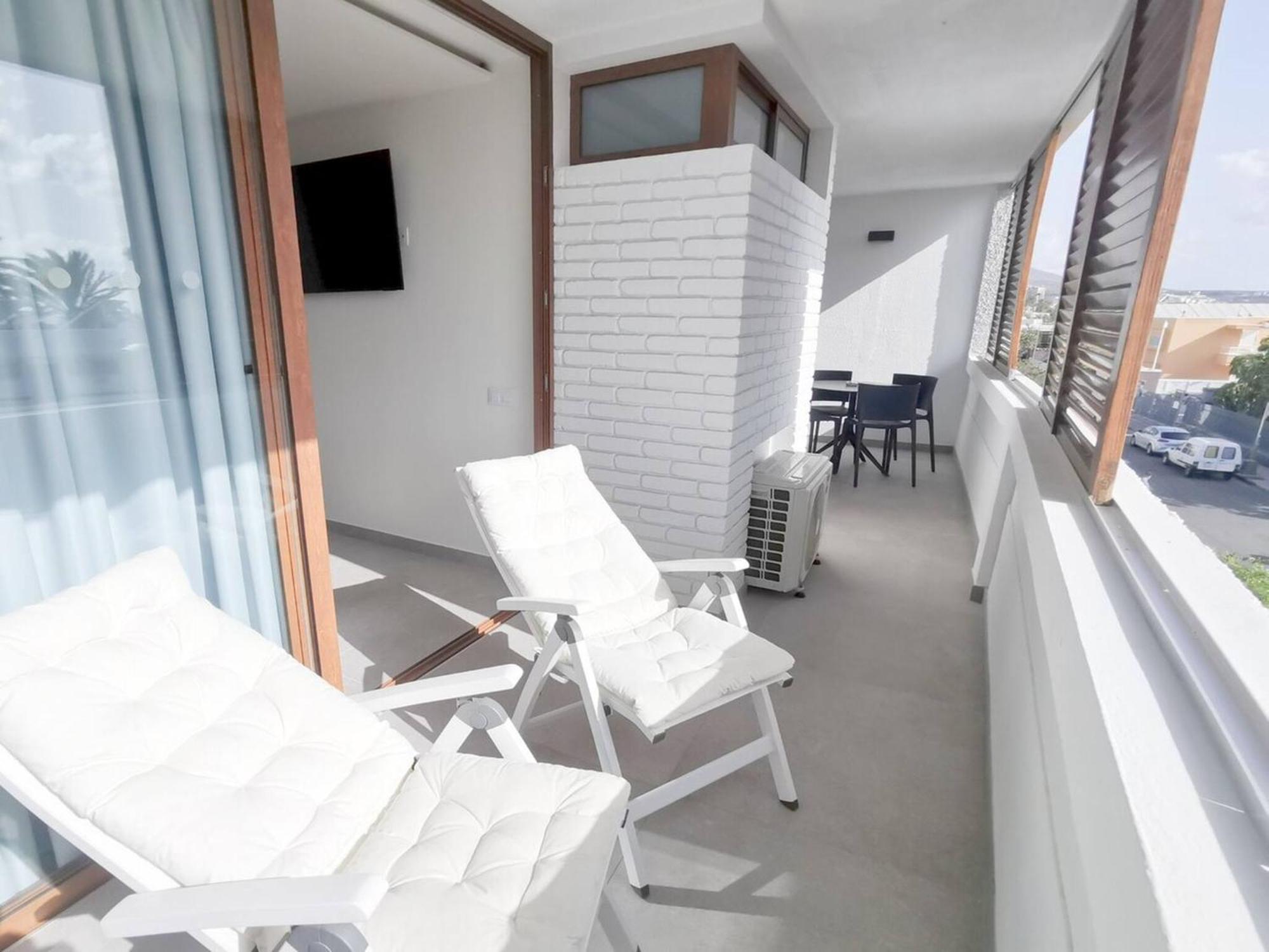 2 Bedroom Close To The In Maspalomas * Playa del Inglés