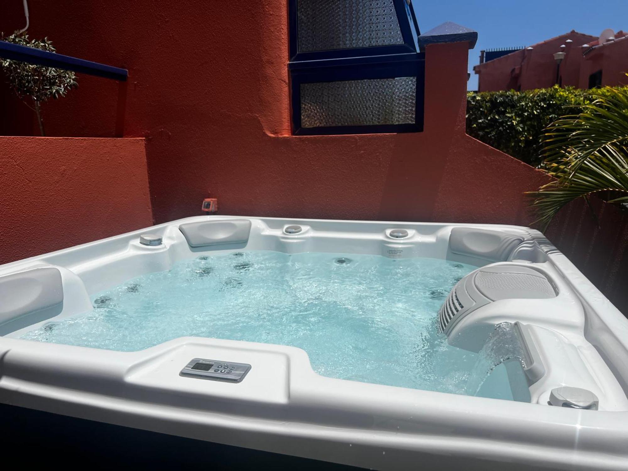 Holiday home And Golf With Private Jacuzzi