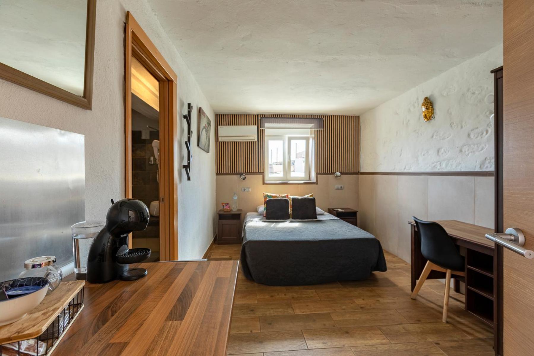 Valtisya Pool And Airport Country house