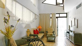 Sunshine Villa