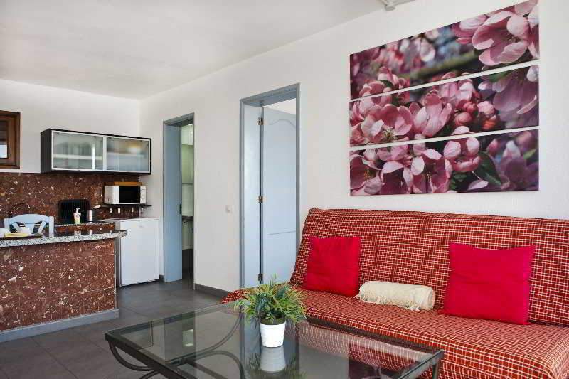 Miriam Apartment