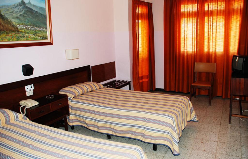 Olympia Hotel 2*