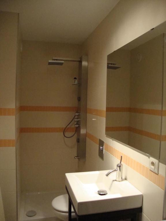Apartamento Triana Teatro Vv *