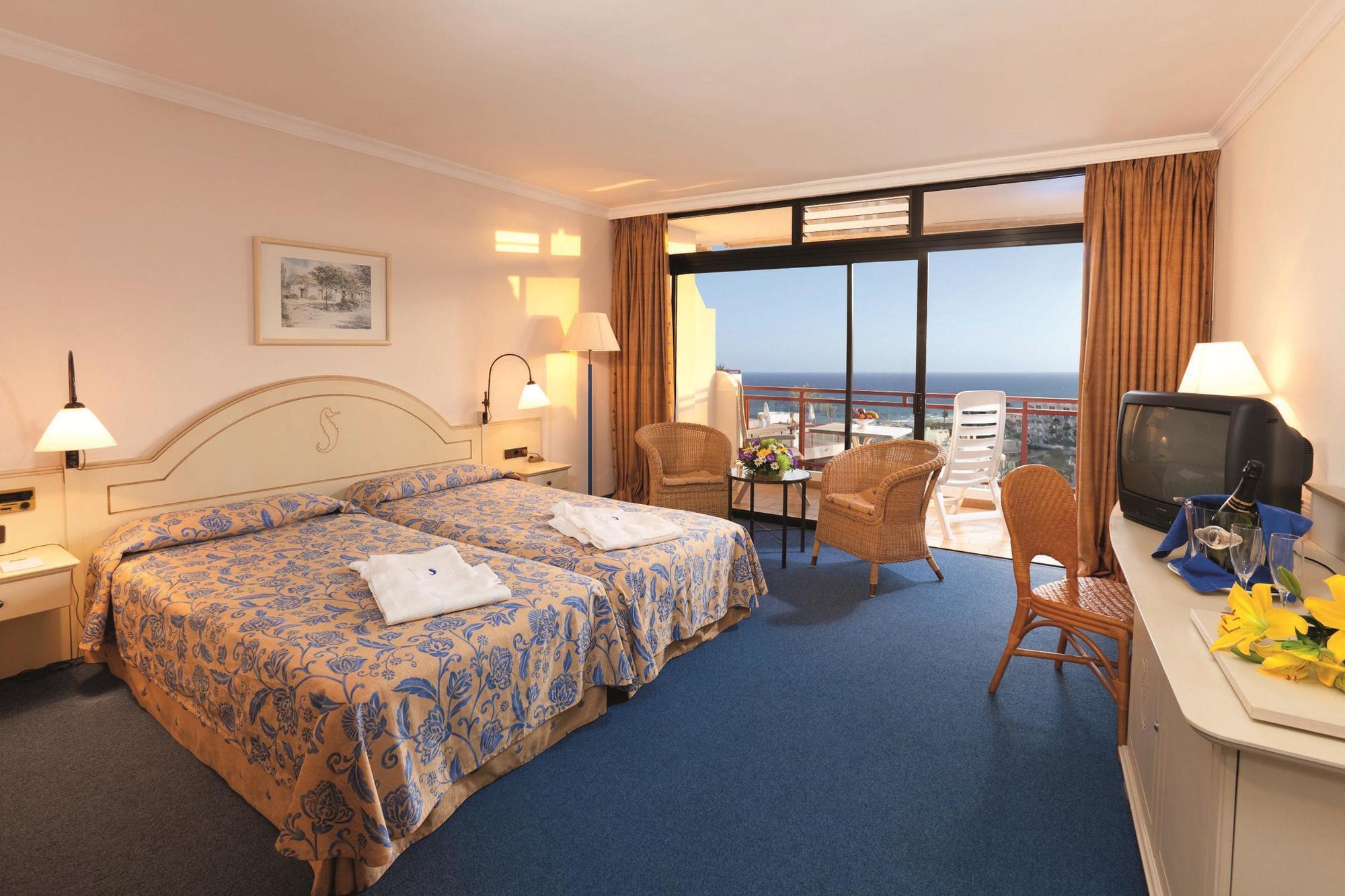 Seaside Sandy 4*