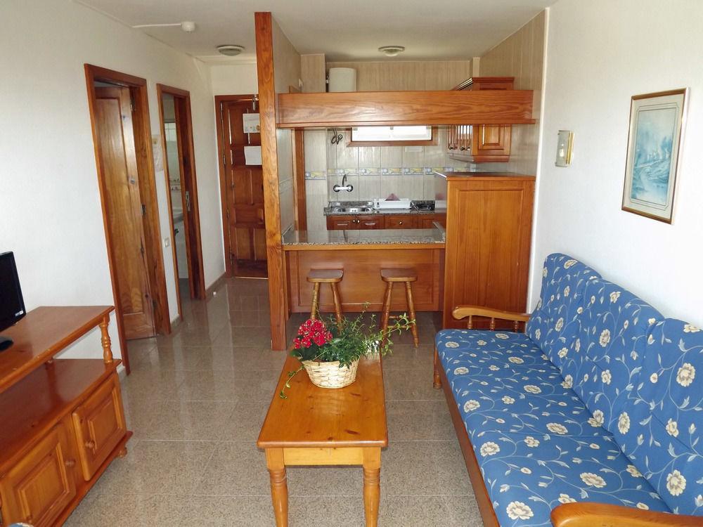 Camelias Apartment