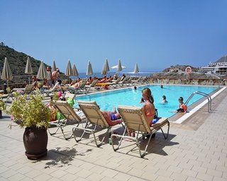 Aparthotel Holiday Club Sol Amadores 4*