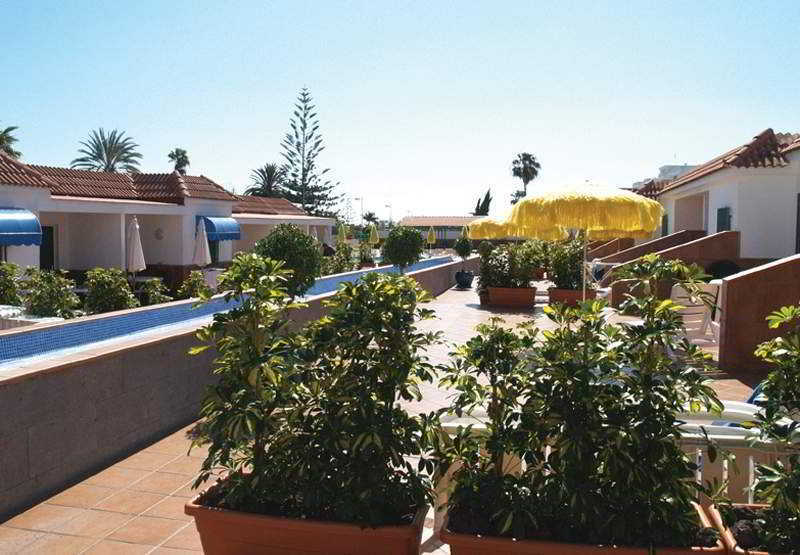 Aqua Beach Bungalows - Gay Men Only