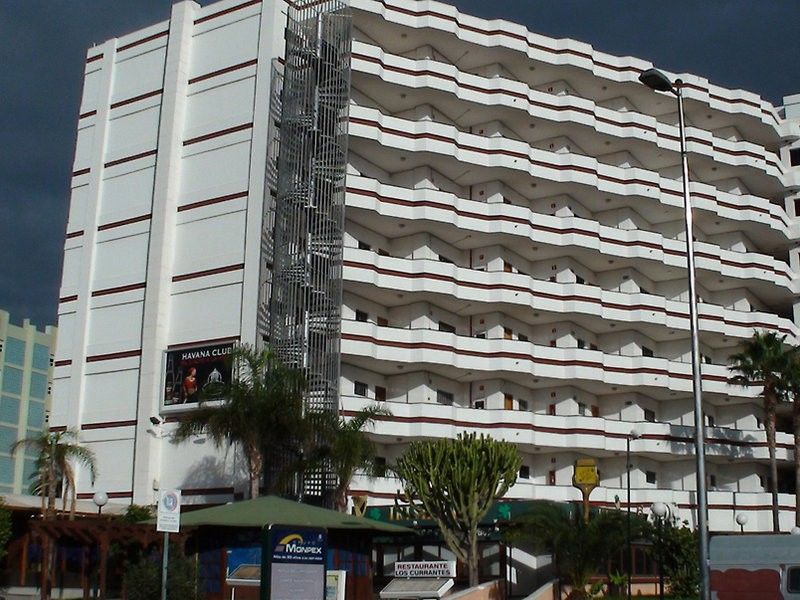 Agaete Parque & Pool View Aparthotel Playa del Inglés