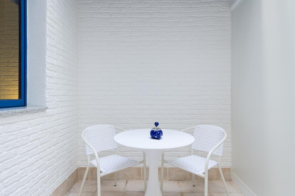 Apartment Garden 15 *