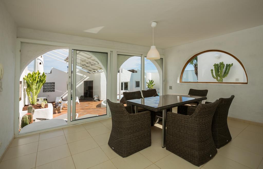 Terrace On The *