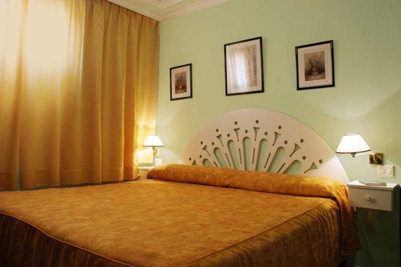 Hotel Rey Carlos