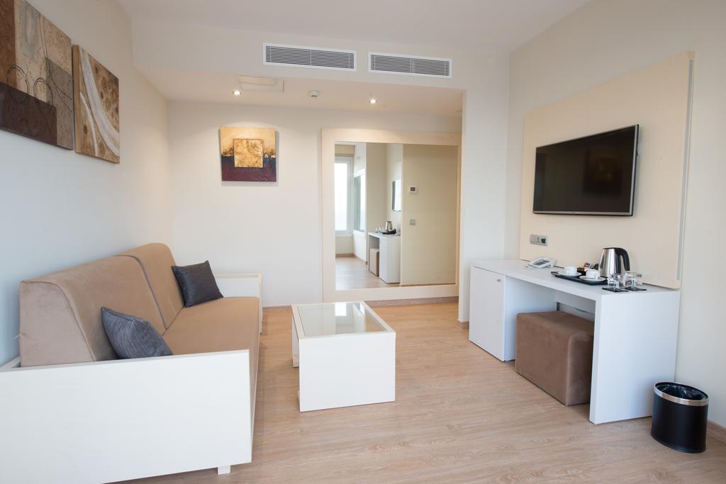 Hotel Hl Suitehotel - Adults Only 4*