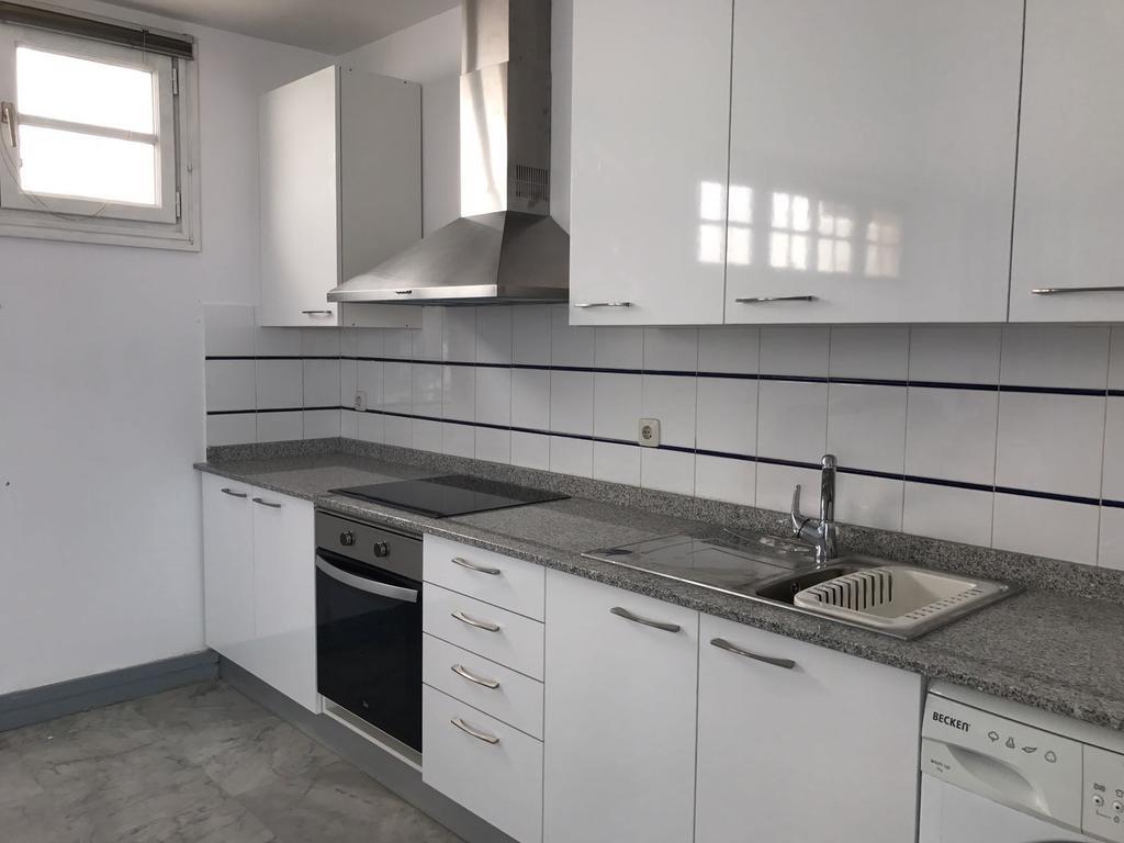 Apartment 21