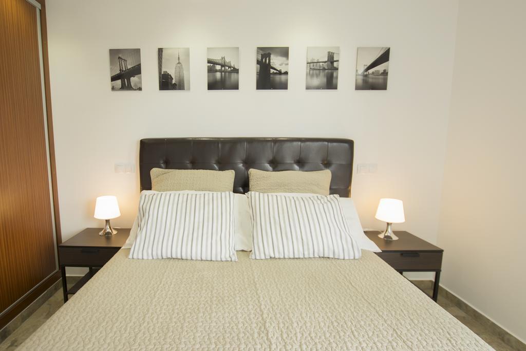 Guinea Flat - Playa del Ingles (Gran Canaria)