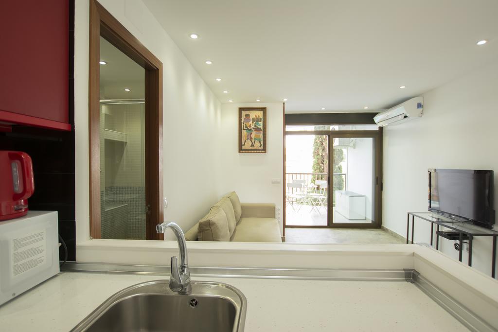 Guinea Flat - * Playa del Ingles (Gran Canaria)