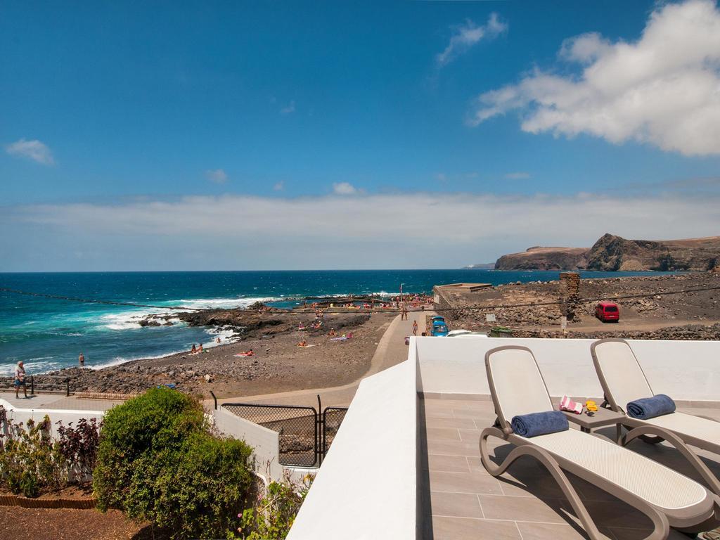 Agaete At Volcanic Natural Pools Agaete (Gran Canaria)