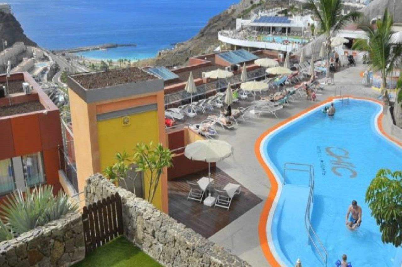 De Amadores Resort