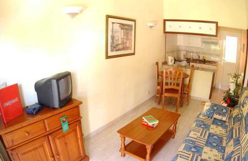 Almendros - Gay Exclusive Resort