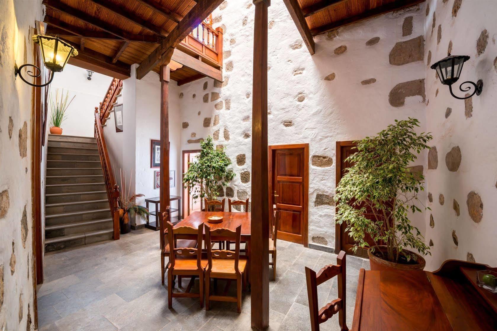 Rural Hotel