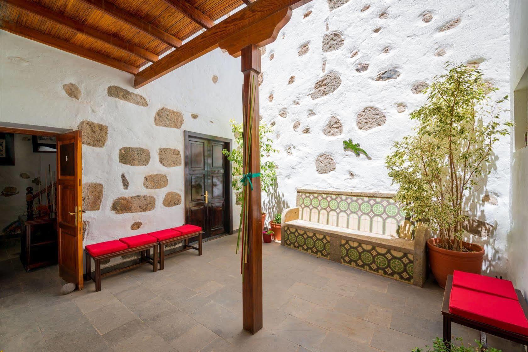 Rural Hotel