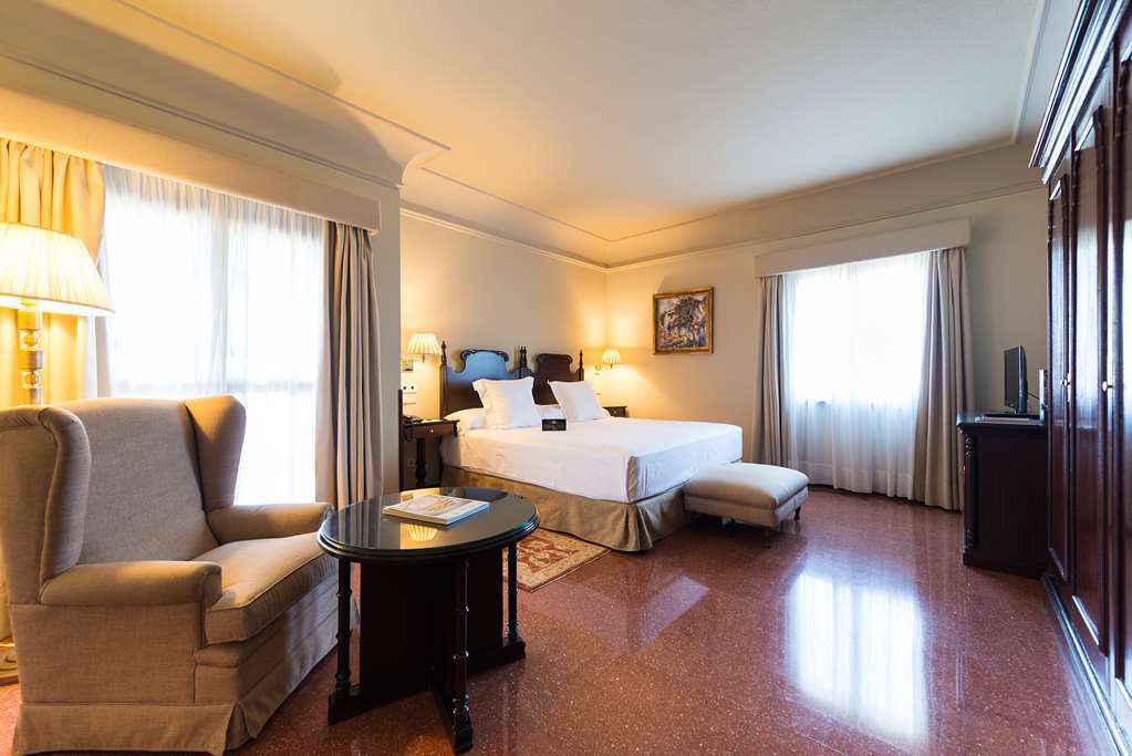 Hotel Santa Catalina, A Royal Hideaway 5*