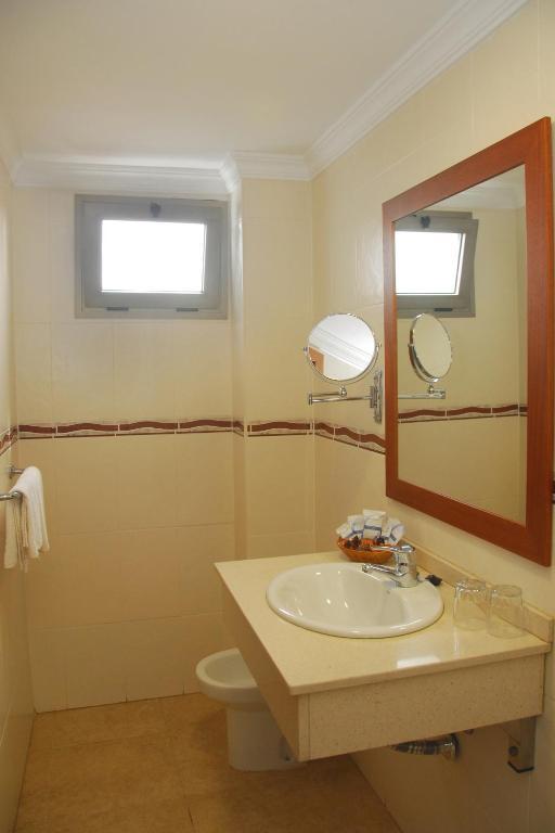 Pujol Hotel 2*