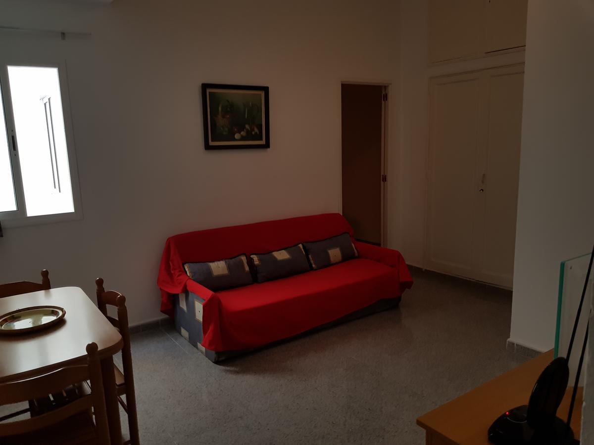 El Pirata Hostel *