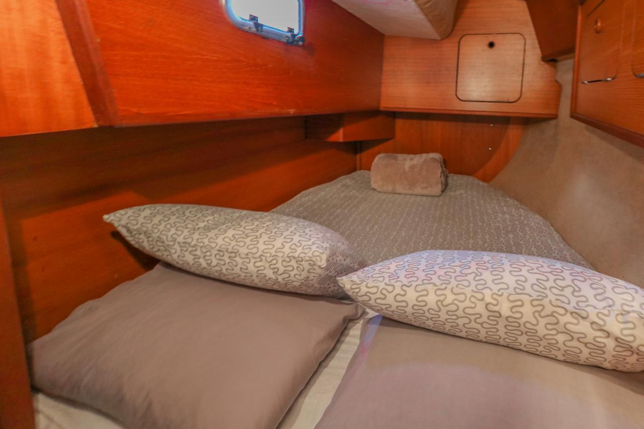 Sailboat Xperience Botel *