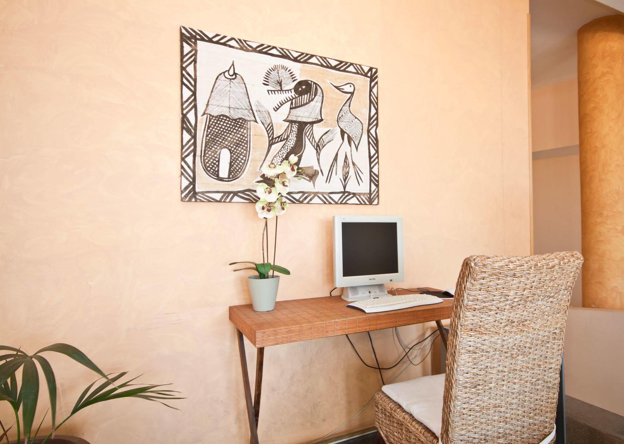 Apartamentos Amadores Beach Amadores