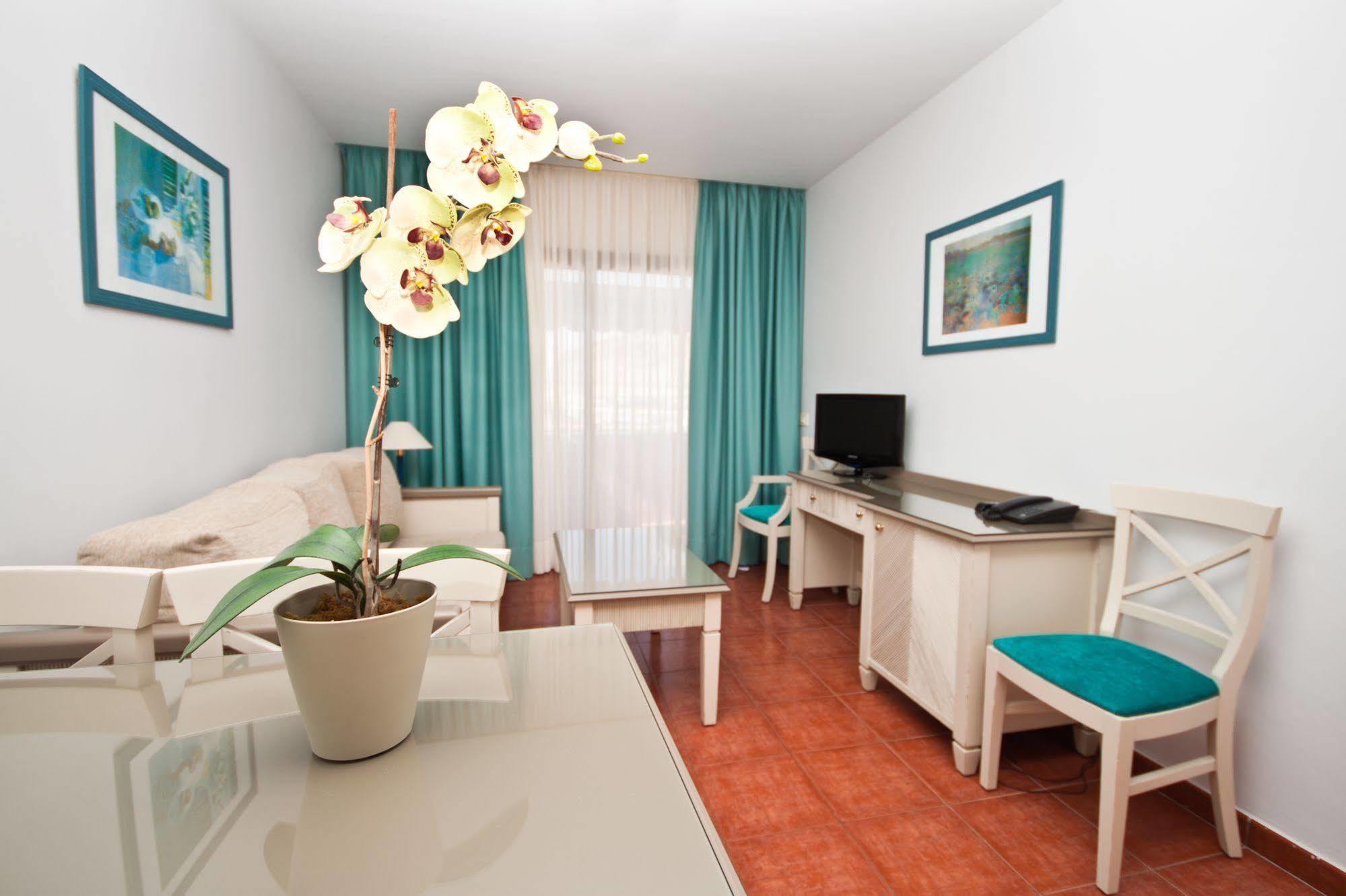 Apartamentos Amadores Beach * Amadores
