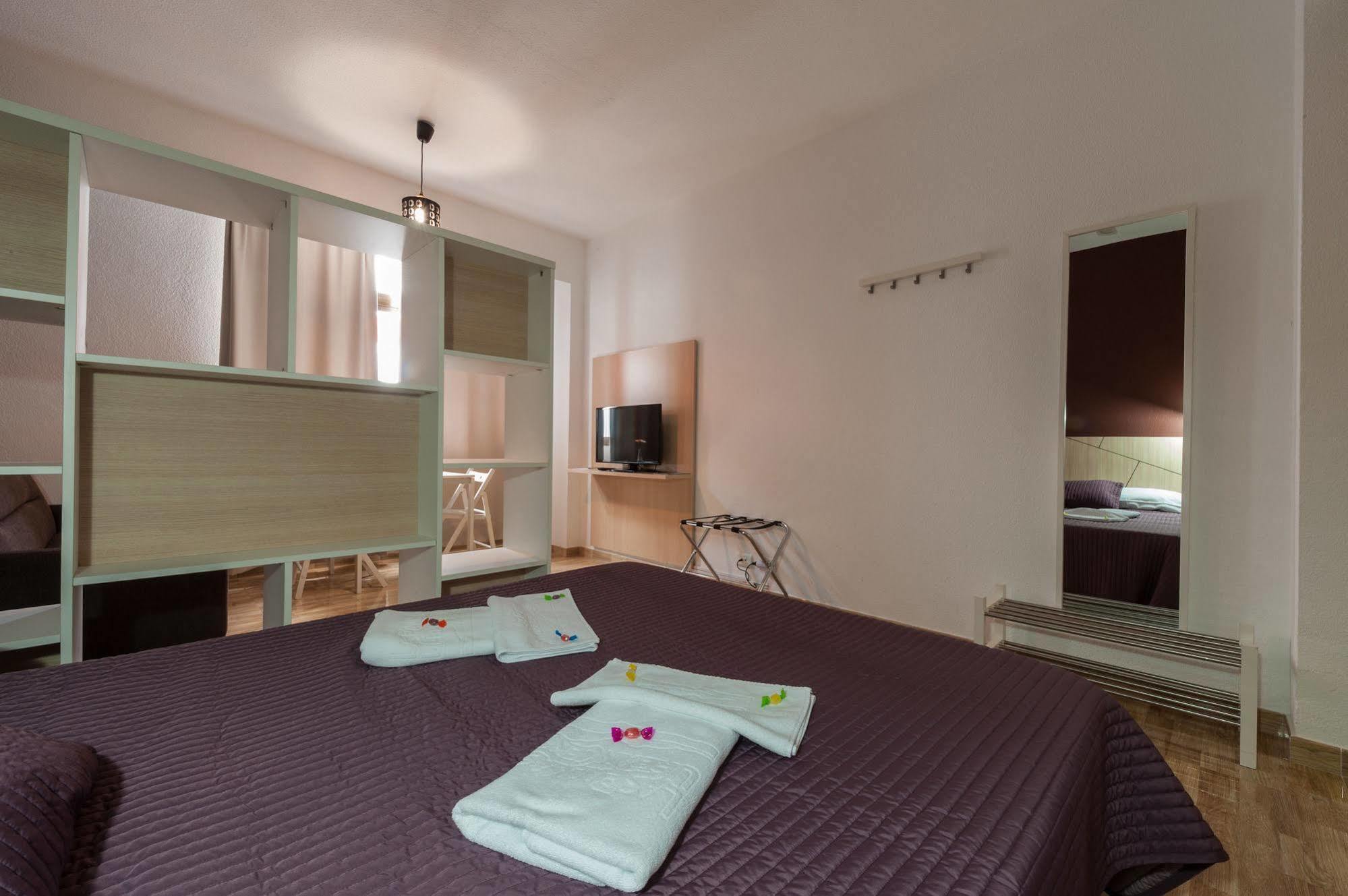 Las Palmas Urban Center Apartment