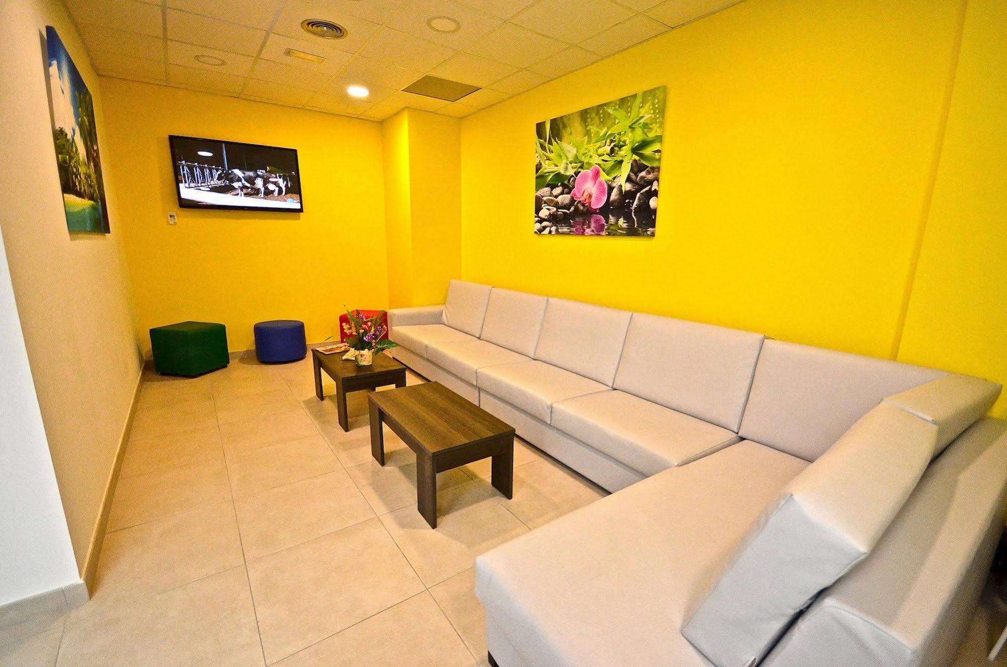 Hotel Puerto Canteras 3*