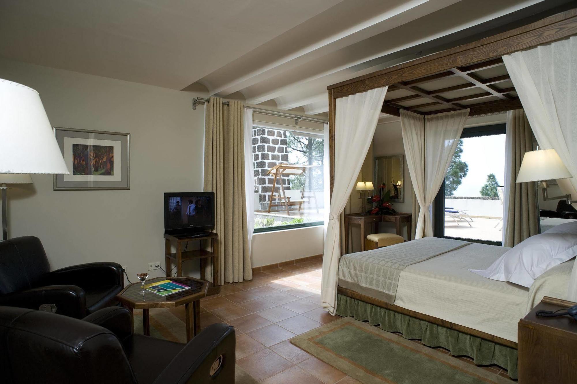 Hotel De Cruz De 4*