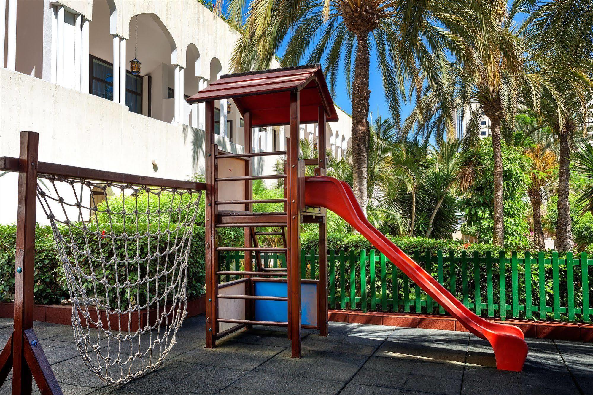 Hotel Seaside Sandy 4*