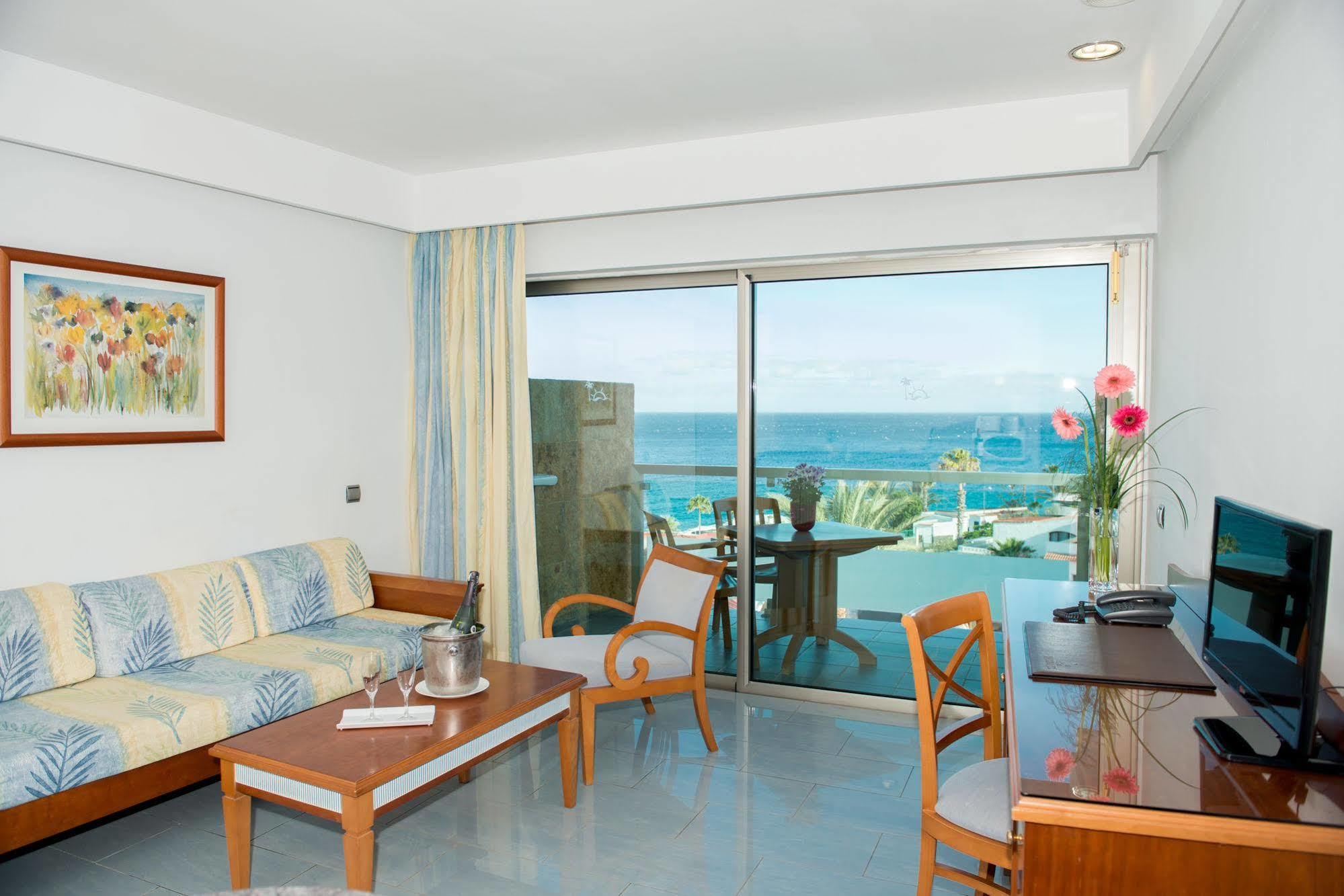 Resort Marinasol 3*