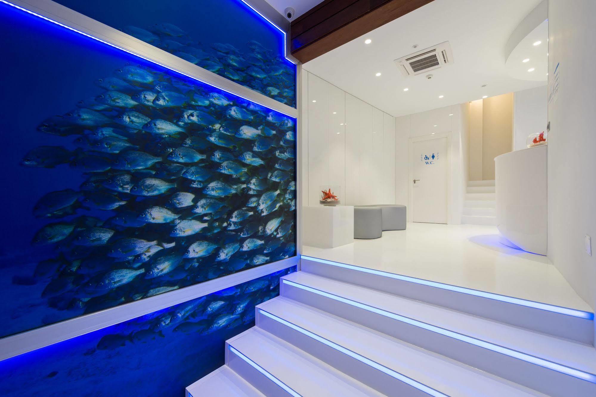 Wavia - Adults Only 3*