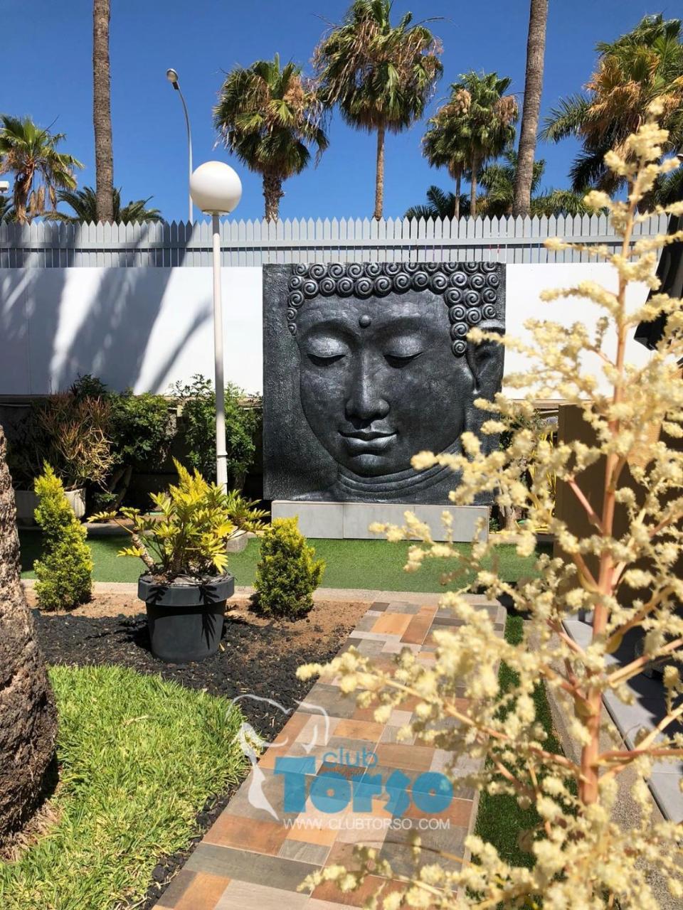 Resort Club Torso Gay Men Only 4*