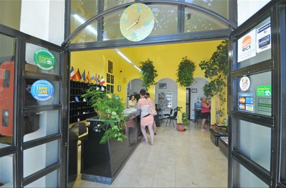Aparthotel Bahia Blanca 3*