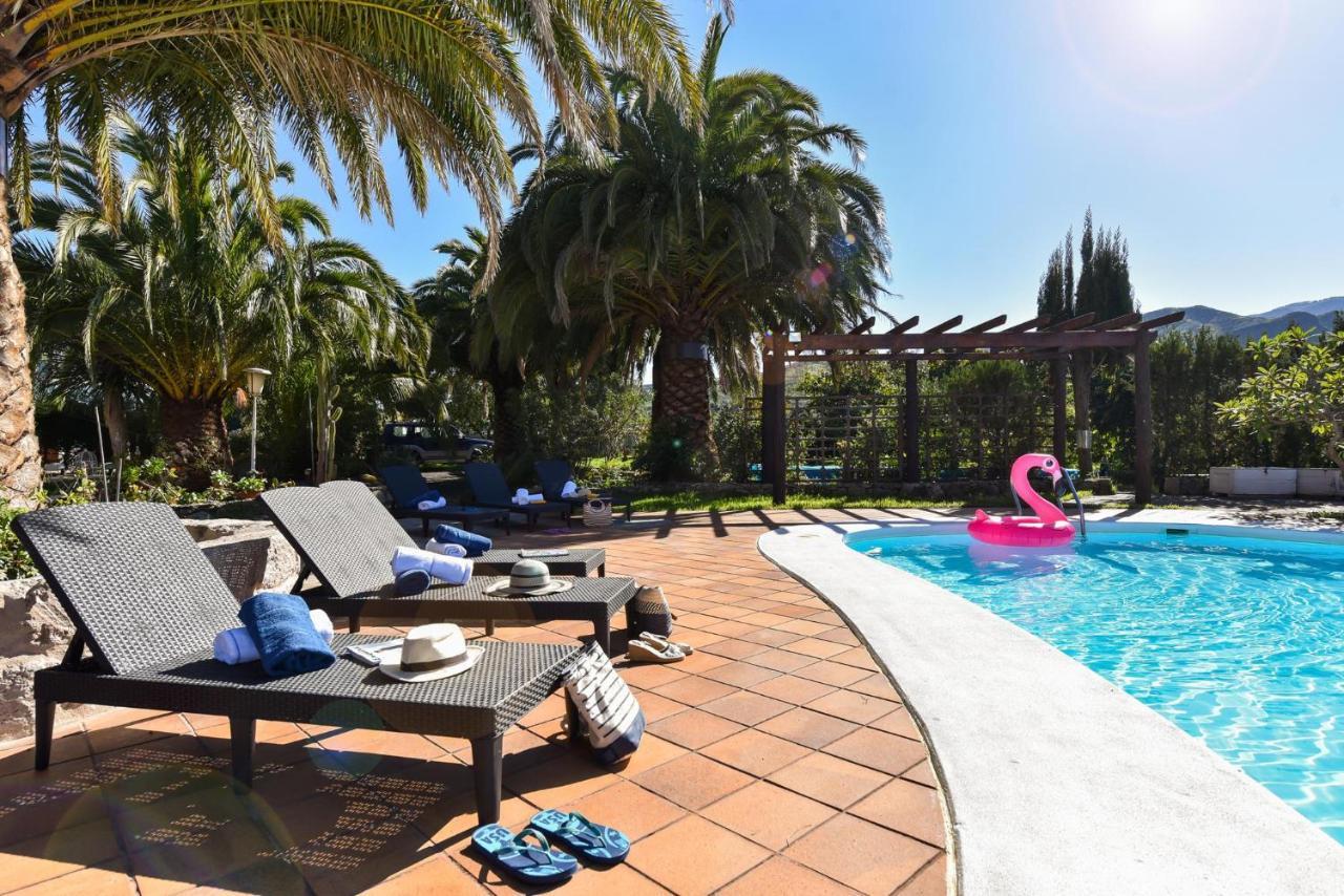 Lodge Madronal With Pool In Gran Canaria Santa Brigida (Gran Canaria)