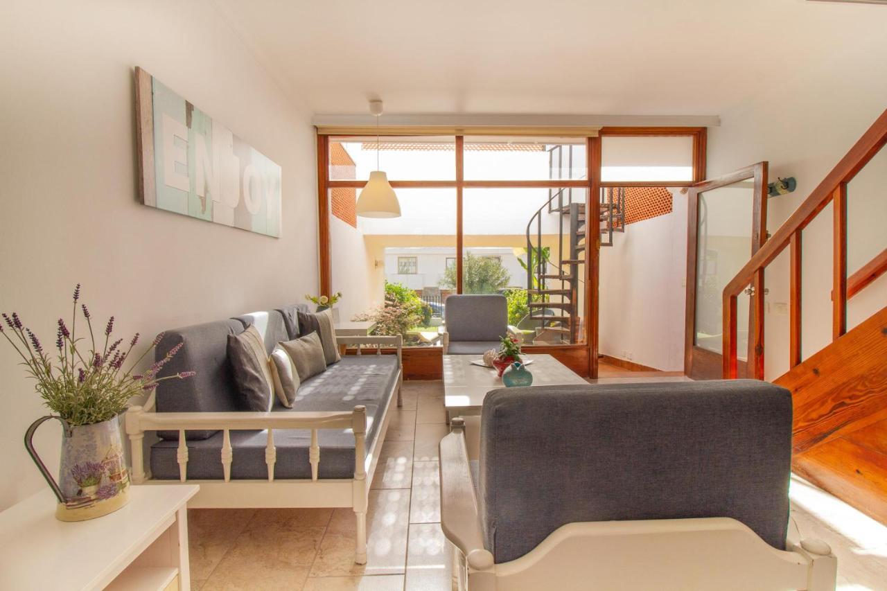 Casa de férias Flatguest Pr - Terrace + Garden + 24h