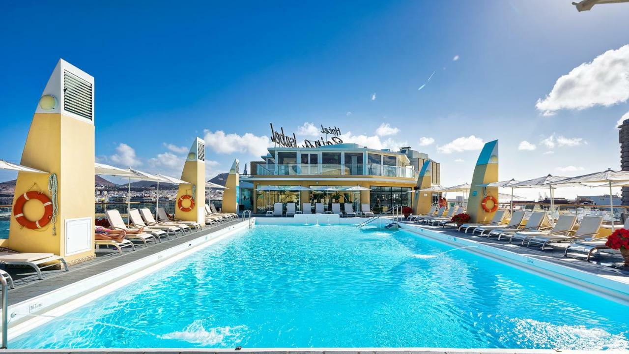 Bull Reina Isabel & Hotel 4*